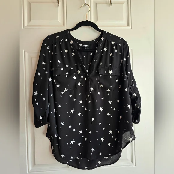 Torrid 00 Harper 3/4 Sleeve Pullover Blouse, Black with White Star Print, EUC - Picture 1 of 7